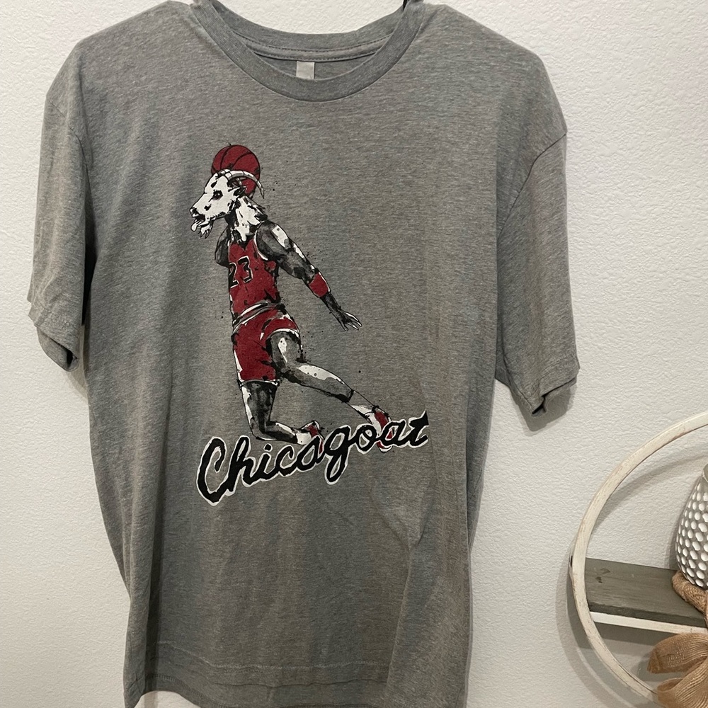 Vintage Jordan shirt